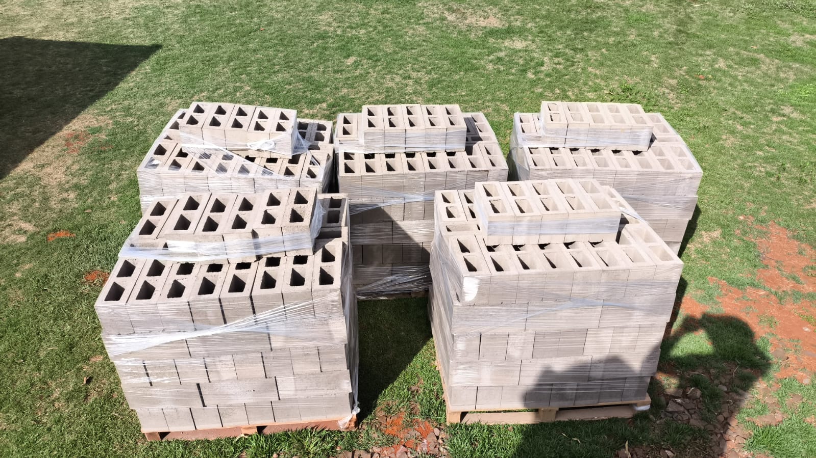 WhatsApp Image 2025-11-11 at 15.35.31 (1).jpeg